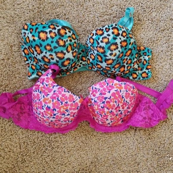 Bras - Picture 1 of 1